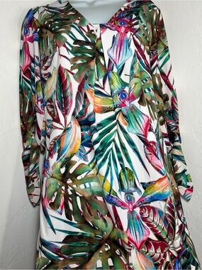 Tropical Floral V-Neck Women's Top - Multicolor
